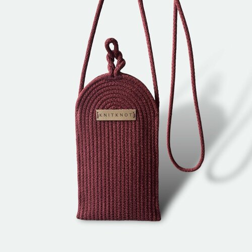 фото Сумка кросс-боди knit knot, фактура рельефная, бордовый