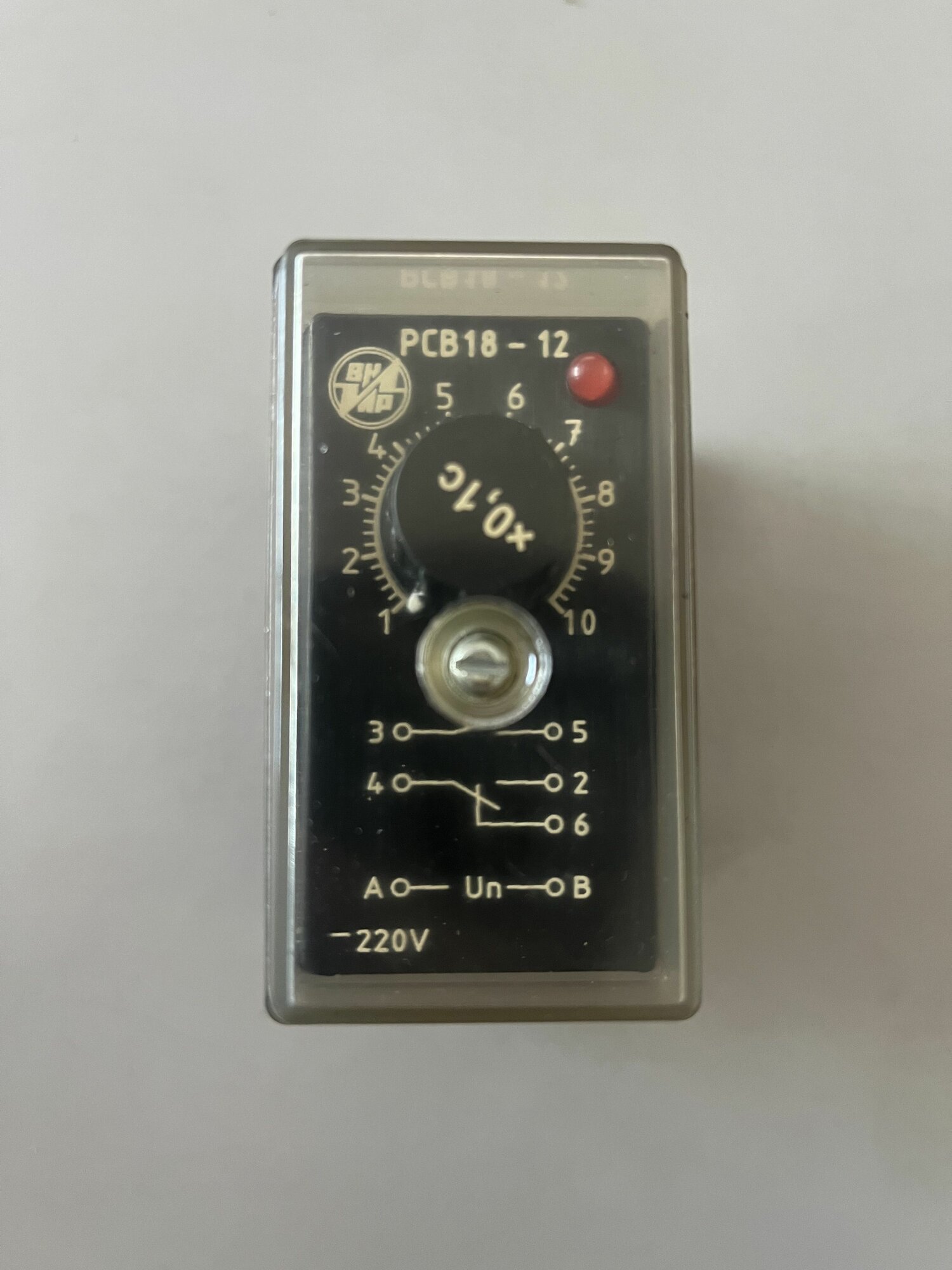 Реле времени РСВ-18-12 A8120-77130049. 0.1.1с 220В 50Гц. Вниир