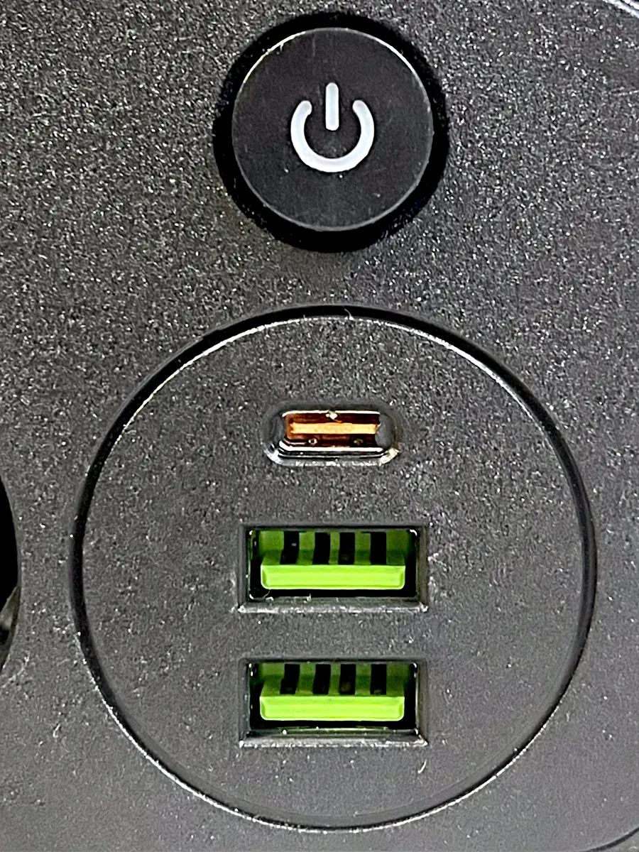 Тройник-разветвитель, с 4 розетками, 2 USB, Type-C, выключатель, подсветка, белый — фото 1