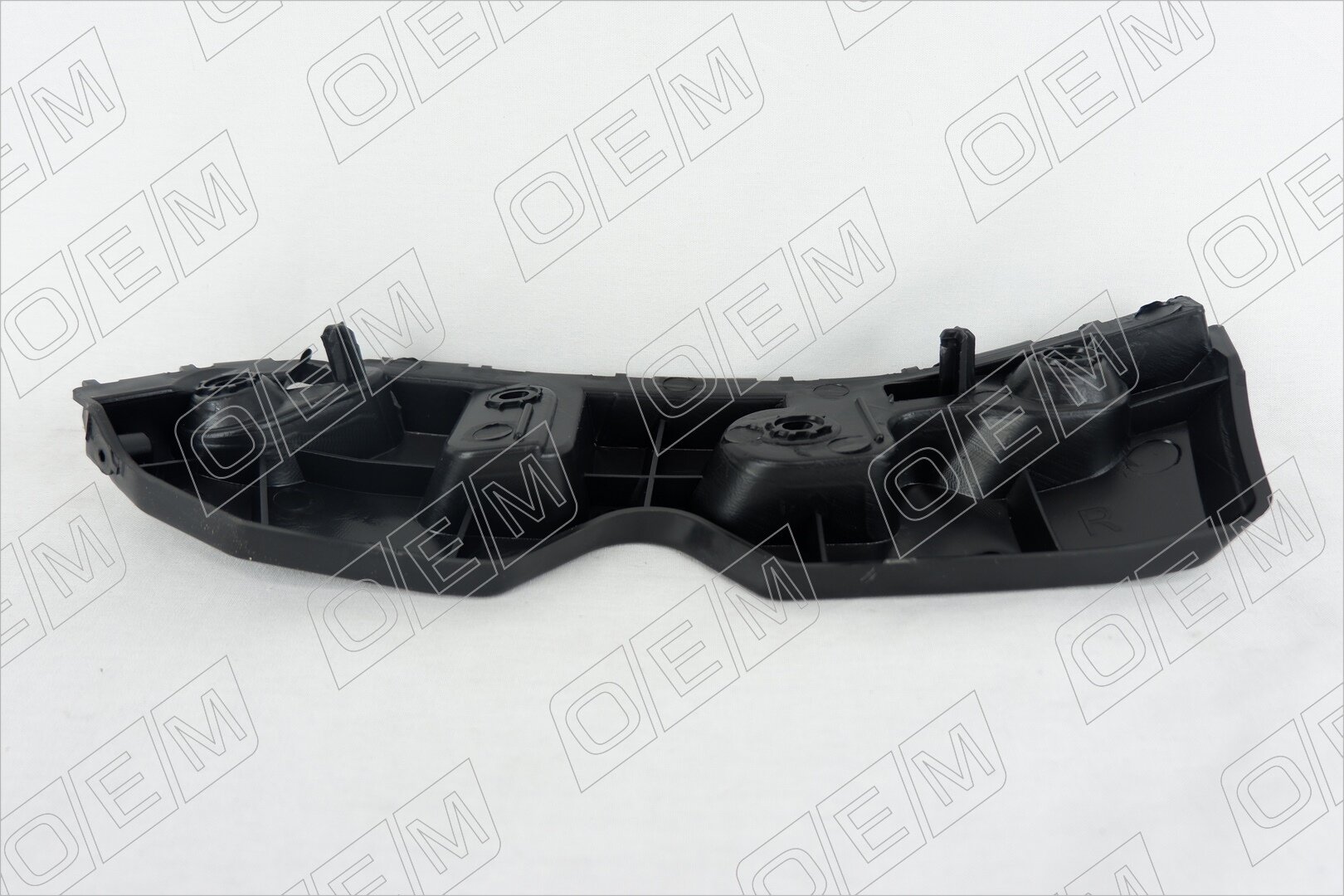 Кронштейн бампера переднего левый Renault Duster 1 622231300R, Рено Дастер, год с 2011 по 2020, O.E.M. — фото 1