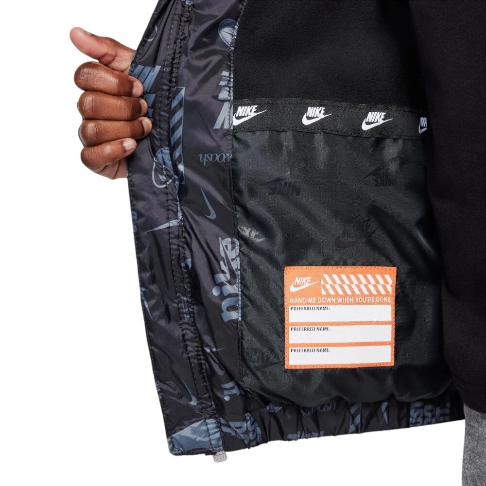 Куртка NIKE, размер 7 лет, черный — фото 1