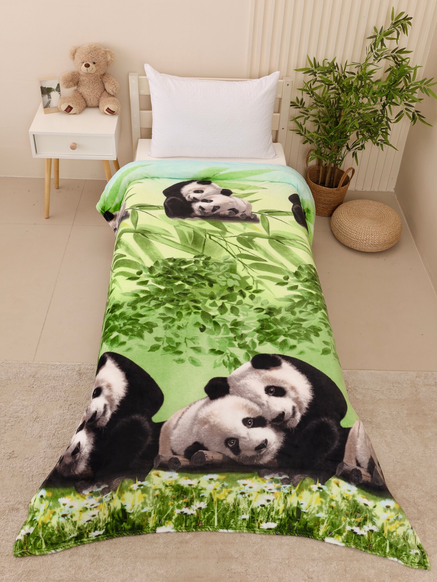 Плед 150х200 Павлина Панды зеленые, 1.5 - спальный — фото 1