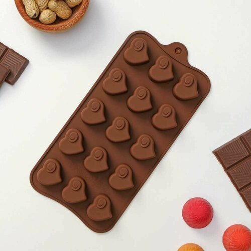 Форма для леденцов и шоколадных конфет "Сердце с завитушкой", 15 ячеек