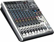 Микшерный пульт Behringer X1622USB