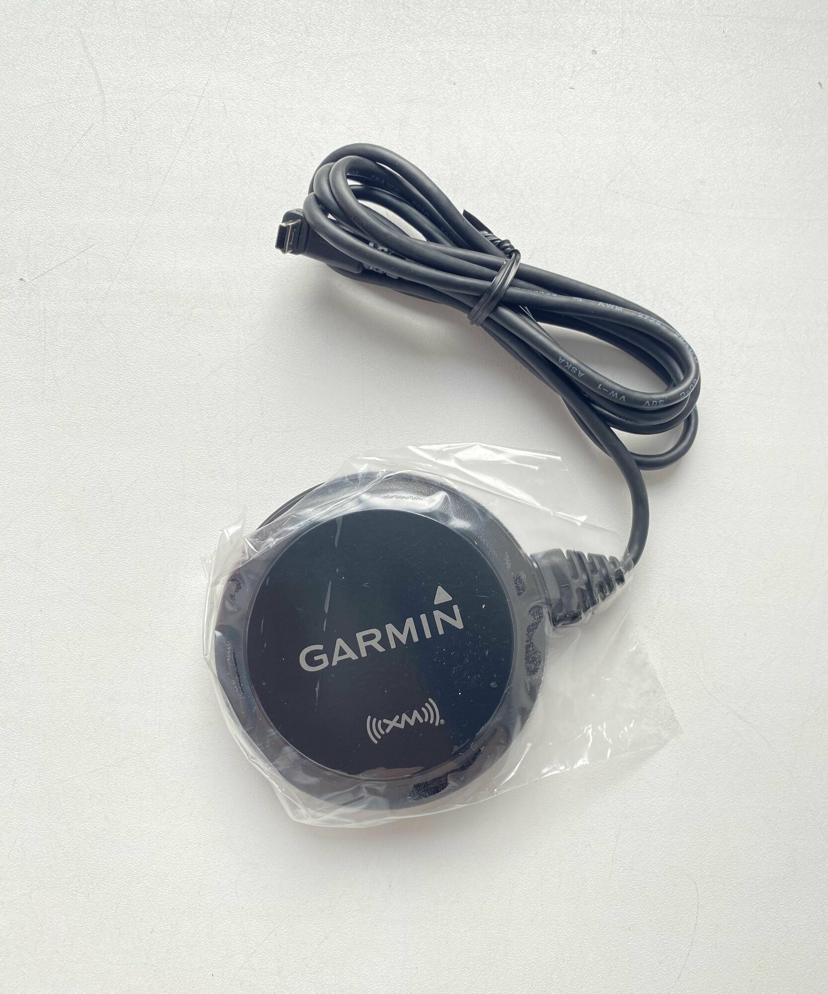 Антенна для приема радио GXM40 для навигатора Garmin Zumo 665