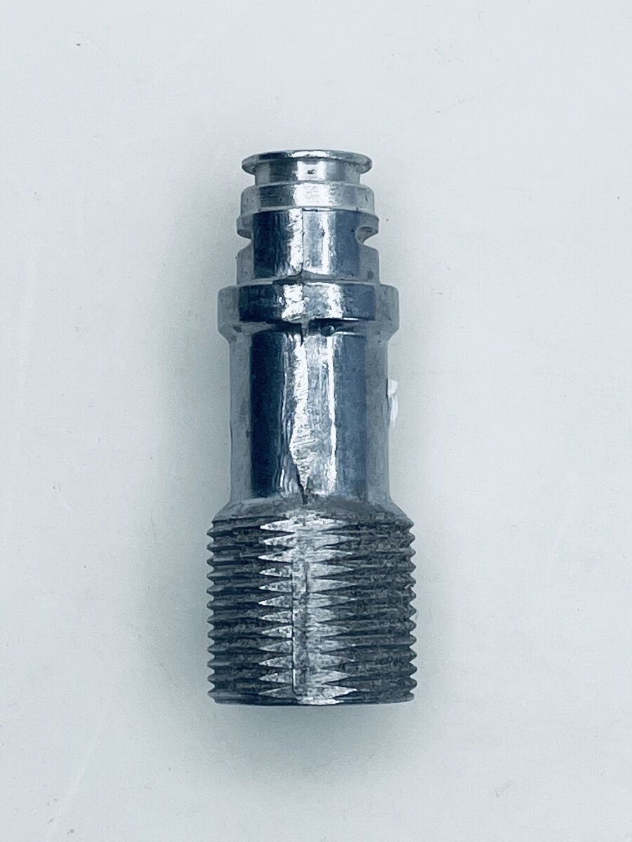 фото Выходной штуцер для Huter W105-P, M135-PW(34) c AL51 №46
