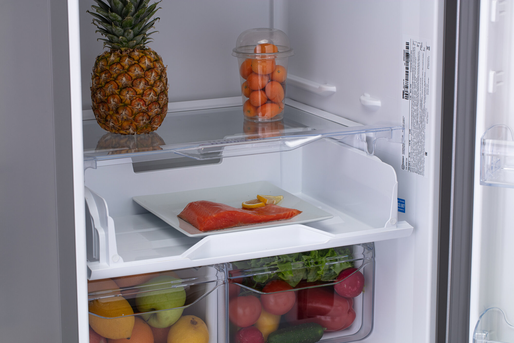 Двухкамерный холодильник Indesit DS 4200 G, серебристый - фотография № 3