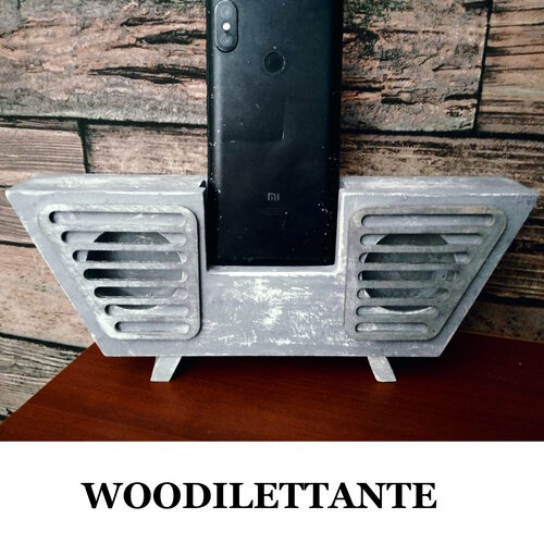 Подставка для телефона в стиле ретро. 