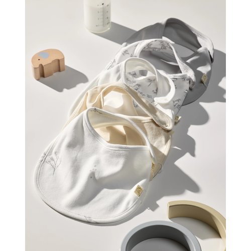 Комплект из трех нагрудников детских - Топленое молоко / маршмеллоу / нежно-серый