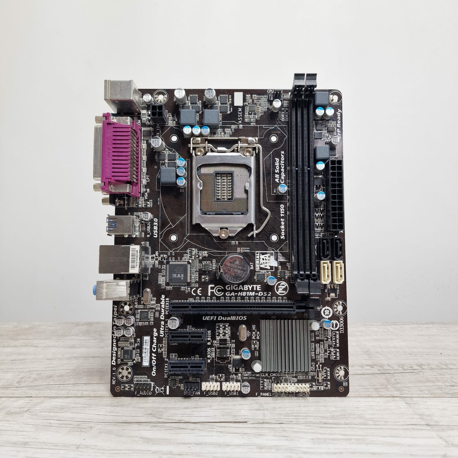 Материнская плата GIGABYTE GA-H81M-DS2 (rev. 1.0)