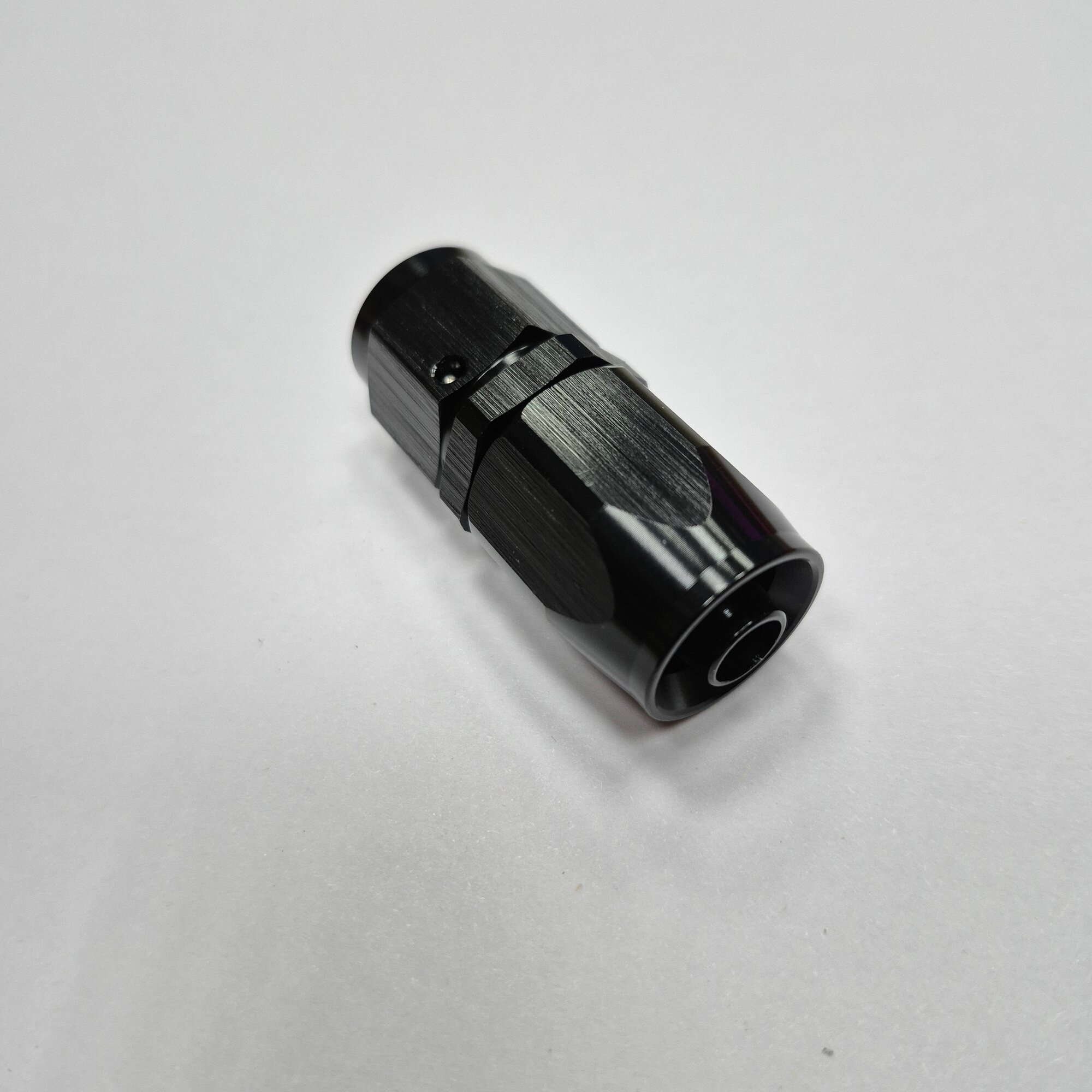 Фитинг AN8 прямой Full Flow полнопоточный черный