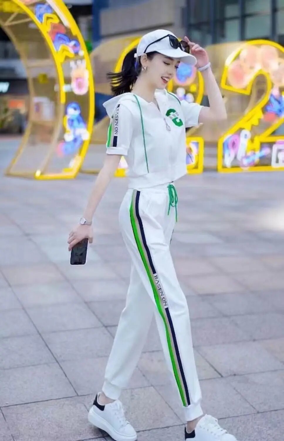 Комплект одежды  размер L зеленый