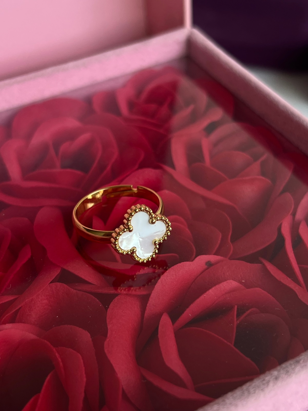 Кольцо наборное XUPING JEWELRY, металл, безразмерное, ширина 17 мм, зеленый/белый — фото 1