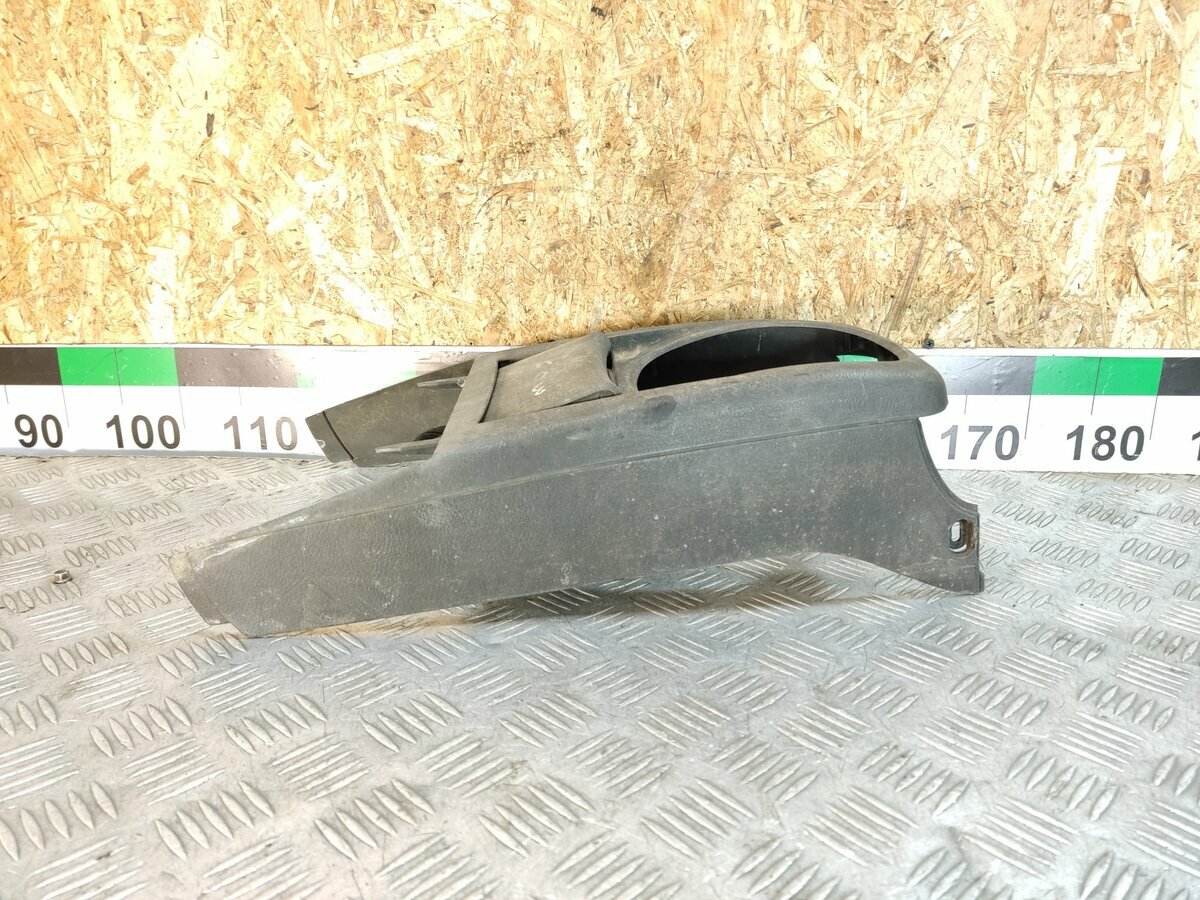 Рамка кулисы кпп VOLKSWAGEN Passat B5 3B1863241
