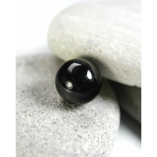 Черный обсидиан - шар, натуральный камень, диаметр 24-25 мм, 1 шт - для декора, поделок, бижутерии