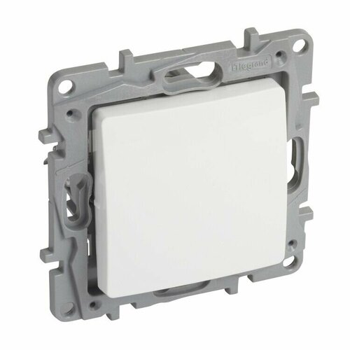 фото Legrand etika белый переключатель 10а, винтовые клеммы (комплект 6шт)