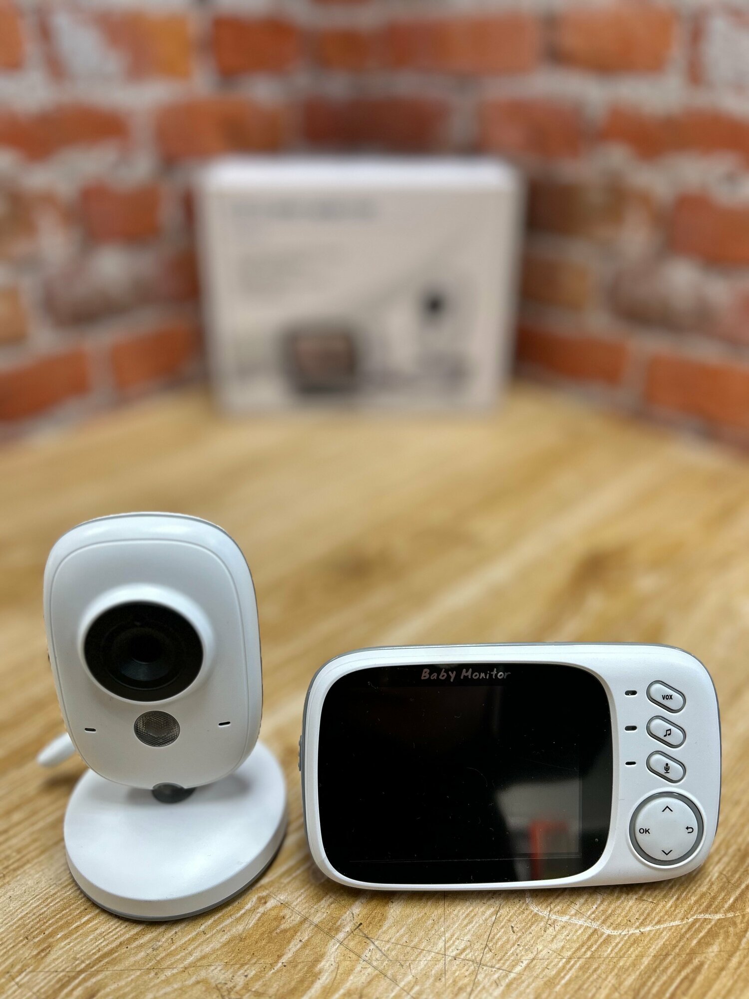 Видеоняня Baby Monitor VB603 с функцией ночного видения и термометромбелый — фото 1