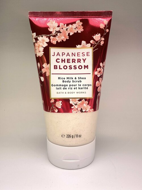 Bath and Body Works сияющий скраб для тела Japanese Cherry Blossom