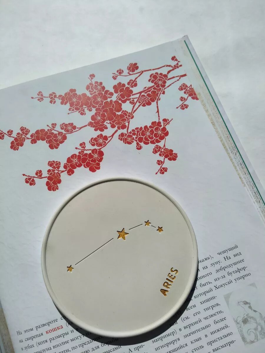 фото Интерьерная подставка овен