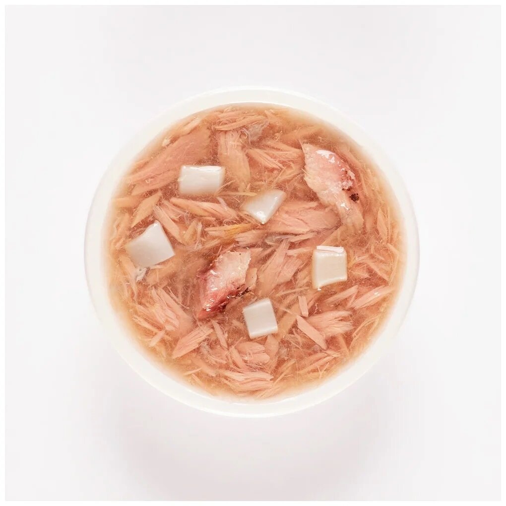 Влажный корм для кошек Деревенские лакомства Суп, с тунцом, с кальмаром, с макрелью 35 г (кусочки в соусе)