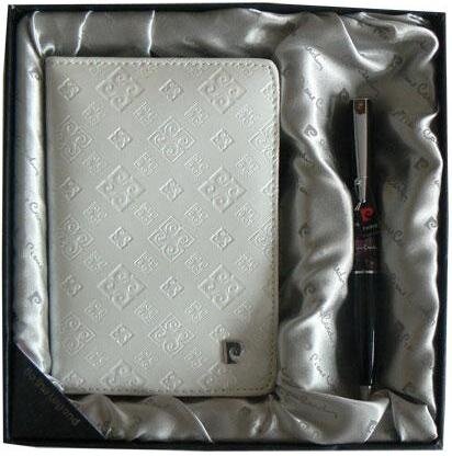 Pierre Cardin PS1138WH Набор: шариковая ручка и обложка для паспорта pierre cardin libra, black / white