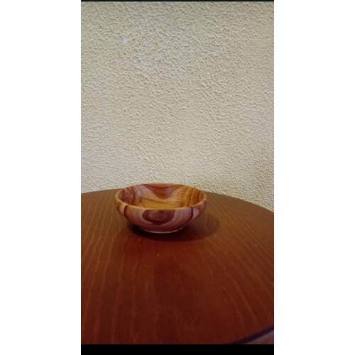 Тарелка из абрикоса. Деревянная посуда