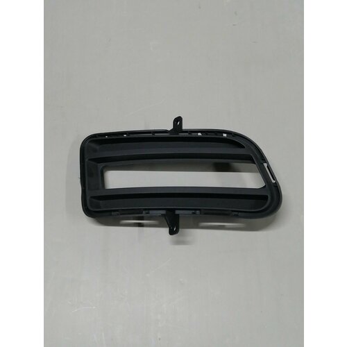 Решетка переднего бампера правая под дхо Lifan FAE2803312 1000₽