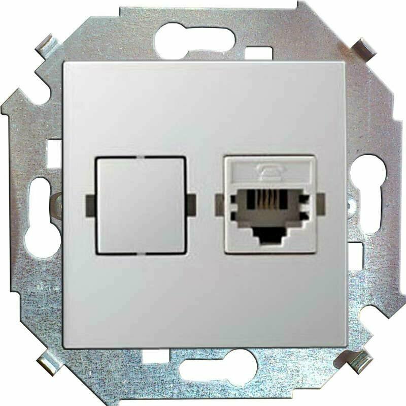 15 Розетка компьютерная RJ45 категория 5е белый 1591598-030 Simon