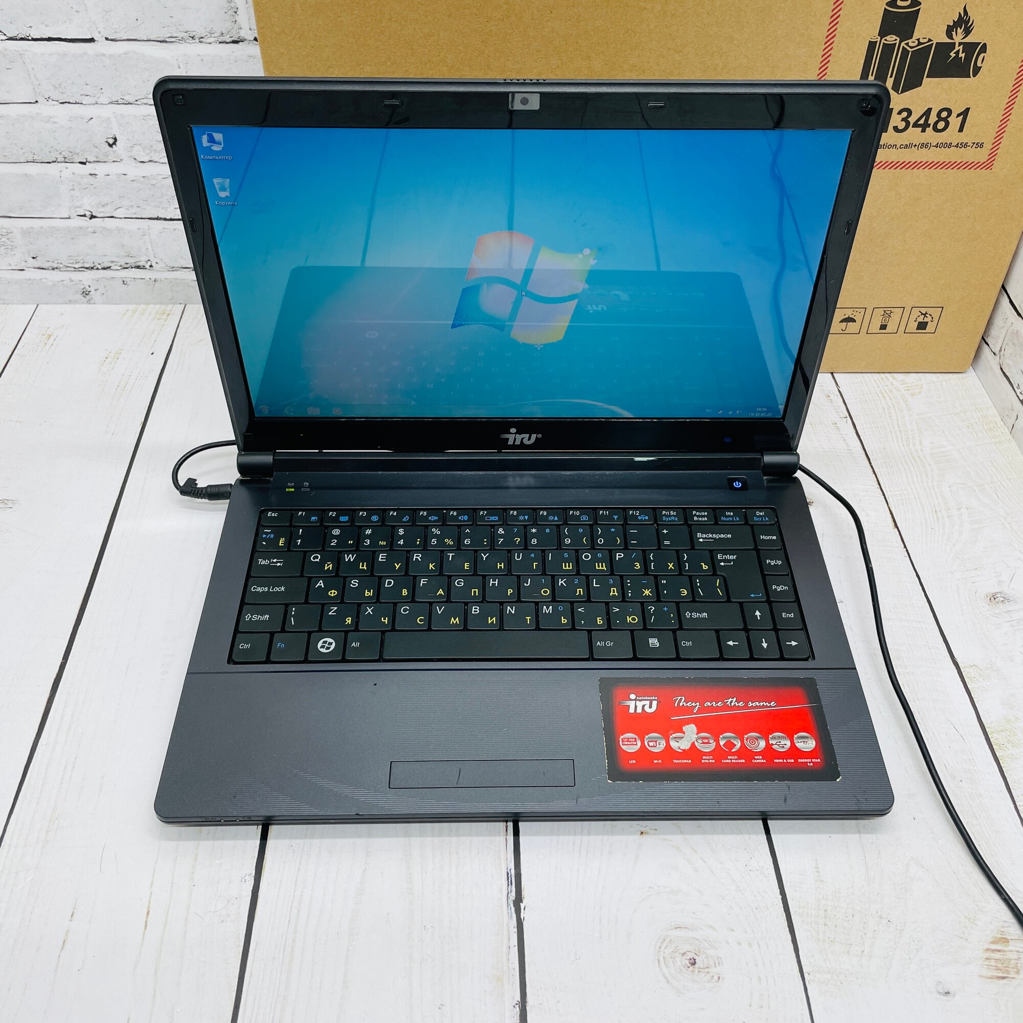 Игровой ноутбук IRU W255CU - 14", AMD C-50, 4Gb DDR3, 320Gb HDD, Radeon HD 6250