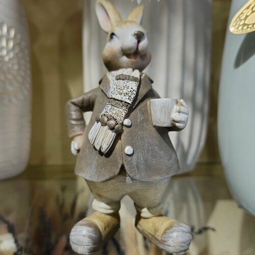 Красивые статуэтки Кролик с чашкой 7х6,5х15,5 см, декор и интерьер в дом.
