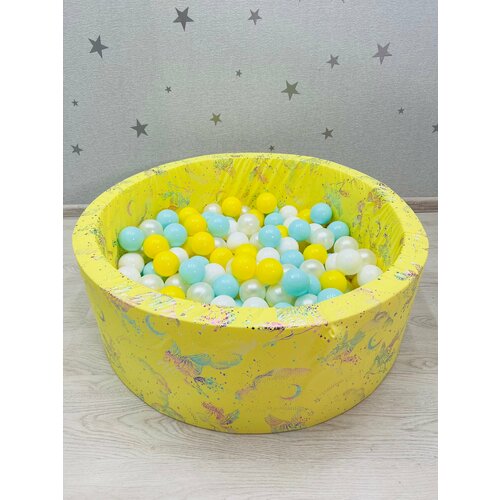 белый, серебристый, зеленый, желтый