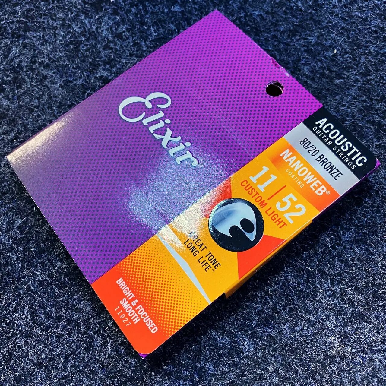 Струны для акустической гитары Elixir Nanoweb 11027 11-52, бронза — фото 1