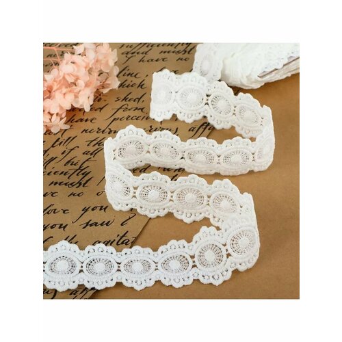 Кружево гипюровое тесьма для декора 40 мм 8 м 863₽