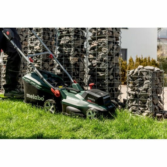 Газонокосилка аккумуляторная Metabo RM 36-18 LTX BL 36, 2х5.2 Ач + ЗУ (T0525) — фото 1