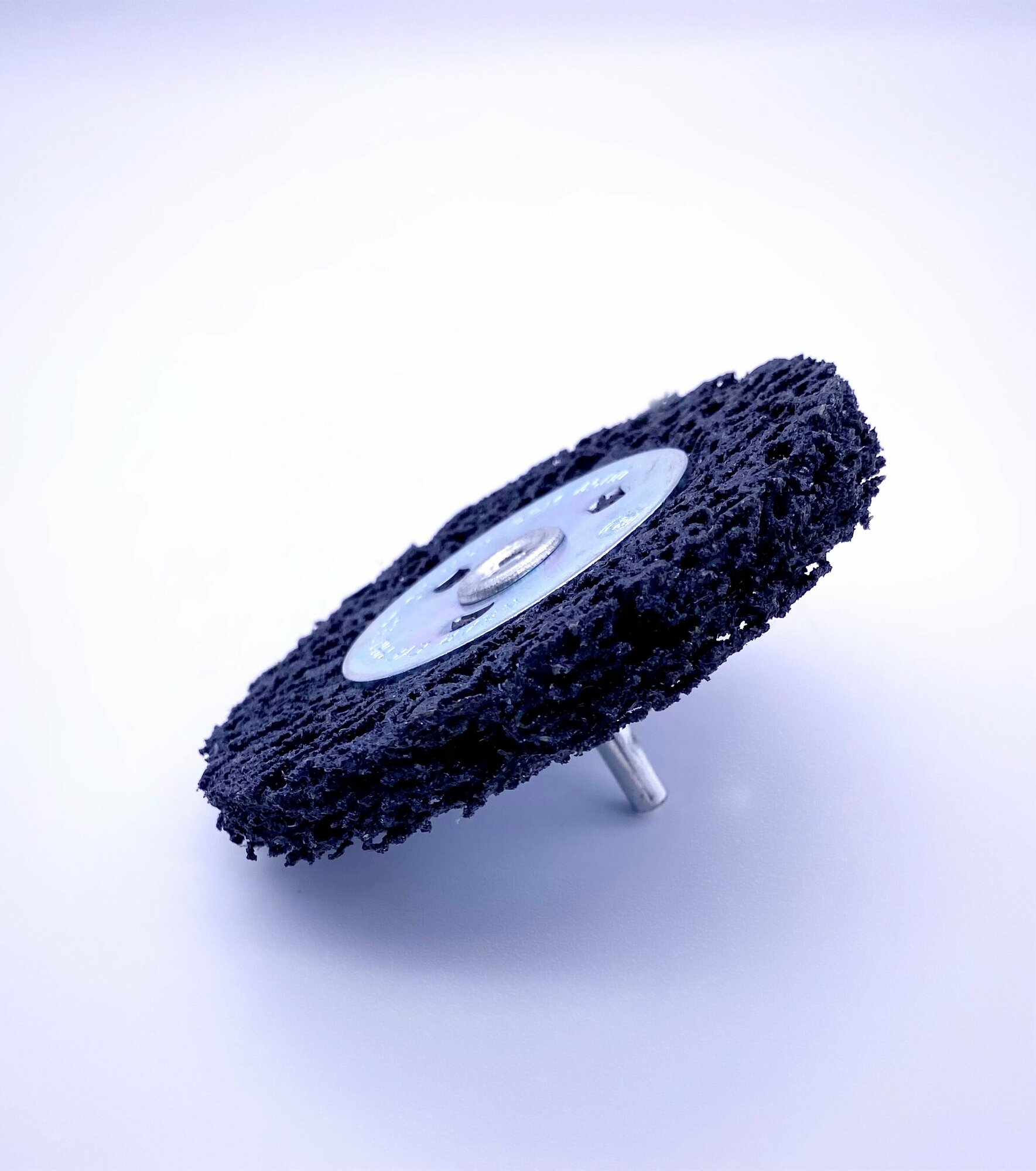 Полиабразивный зачистной диск на дрель Колир, 100 мм, черный