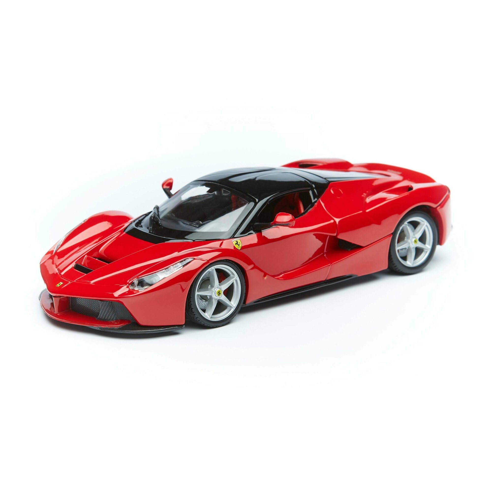 Машина Bburago LaFerrari 18-26001