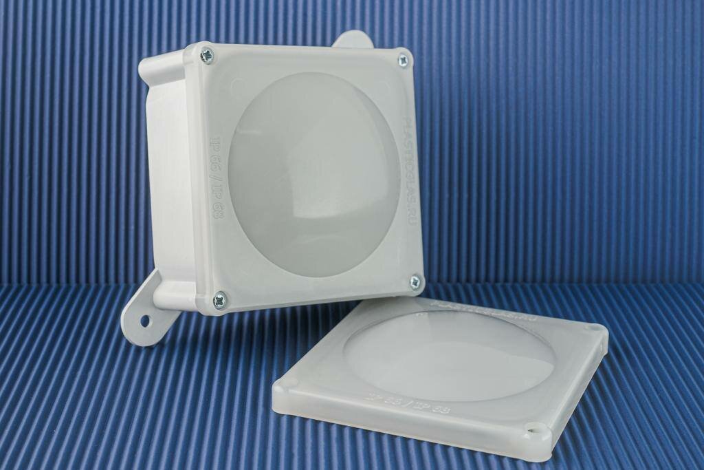фото Водонепроницаемая распределительная коробка Urban Light/Plasticglass IP66/IP68