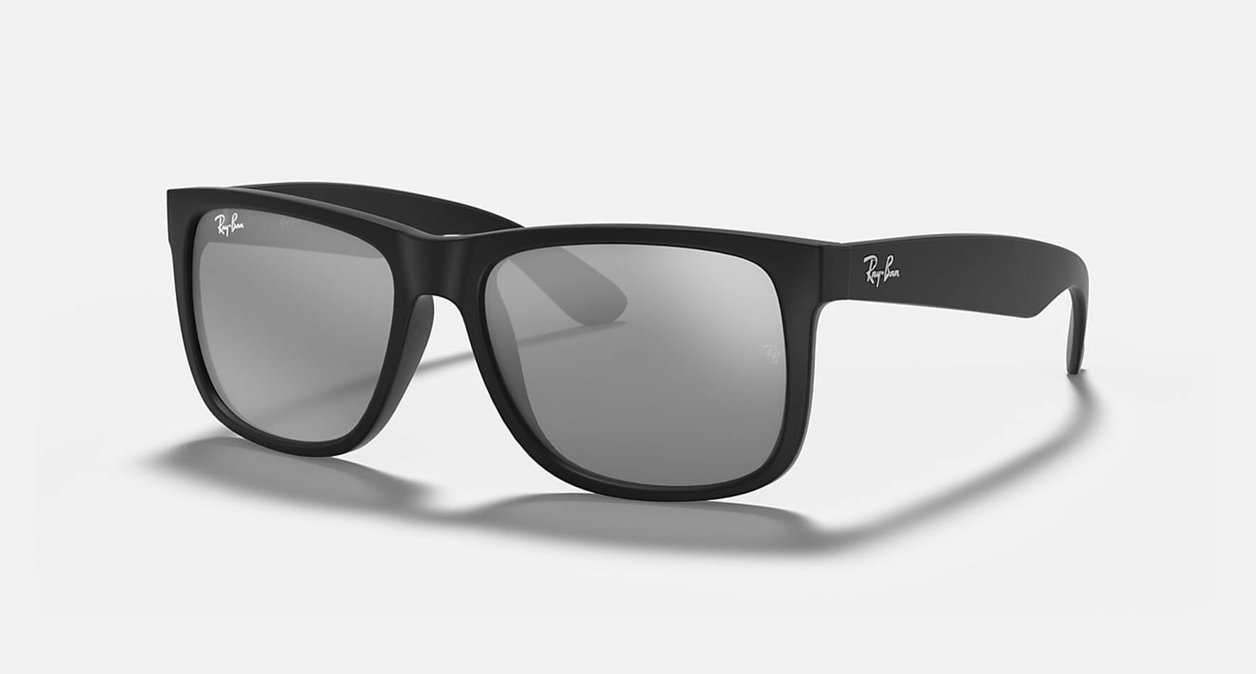 Солнцезащитные очки Ray-Ban