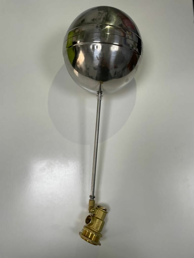 фото Поплавковый клапан для резервуаров 1 1/2