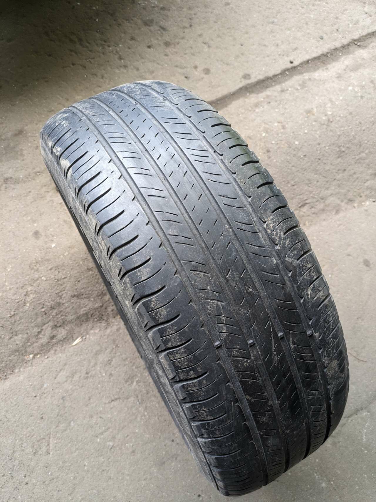 215/65 R16 98H Michelin Latitude Tour HP