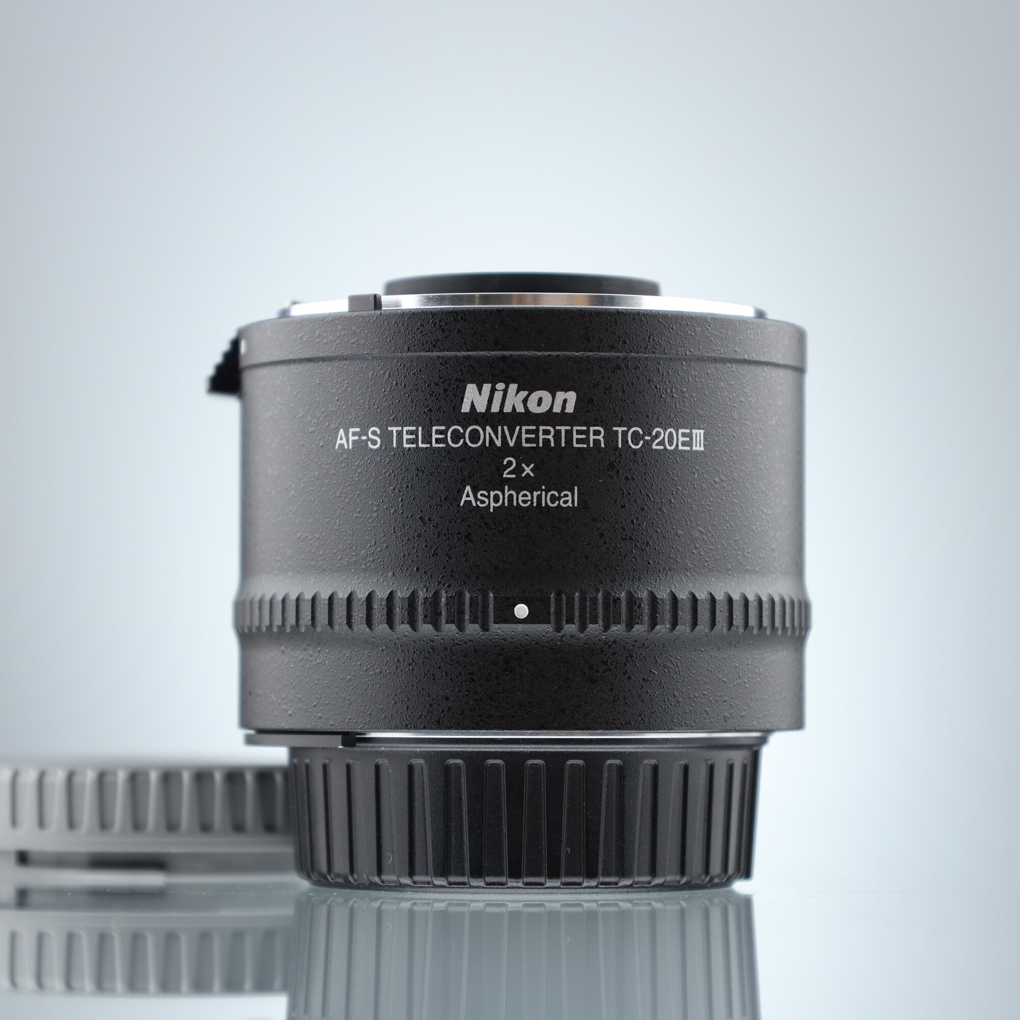 Nikon-Телеконвертер Nikon AF-S Teleconverter TC-20E III