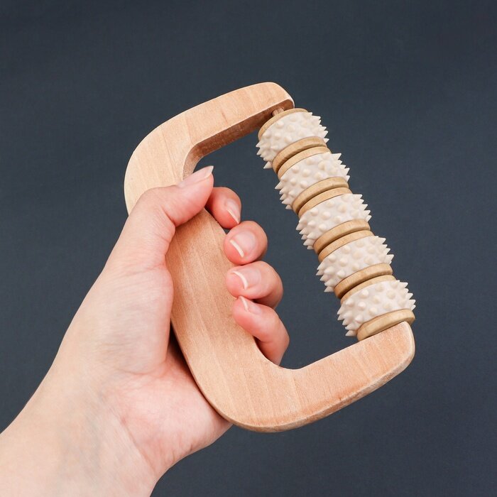 Массажёр «Коромысло», 14.5×8×3 см, деревянный, 5 колёс с шипами, бежевый — фото 1