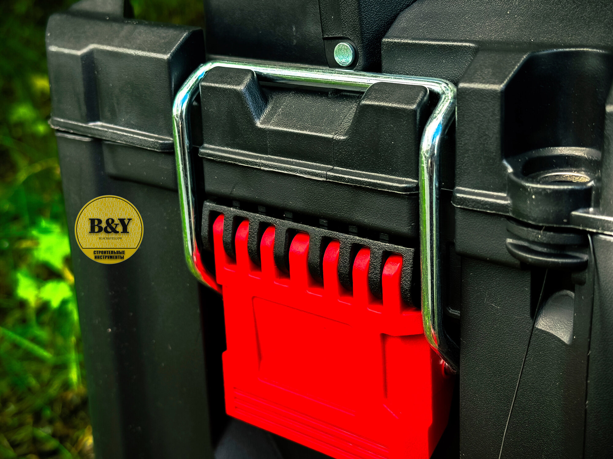 Ящик для инструмента PACKOUT COMPACT BOX 4932471723 — фото 1