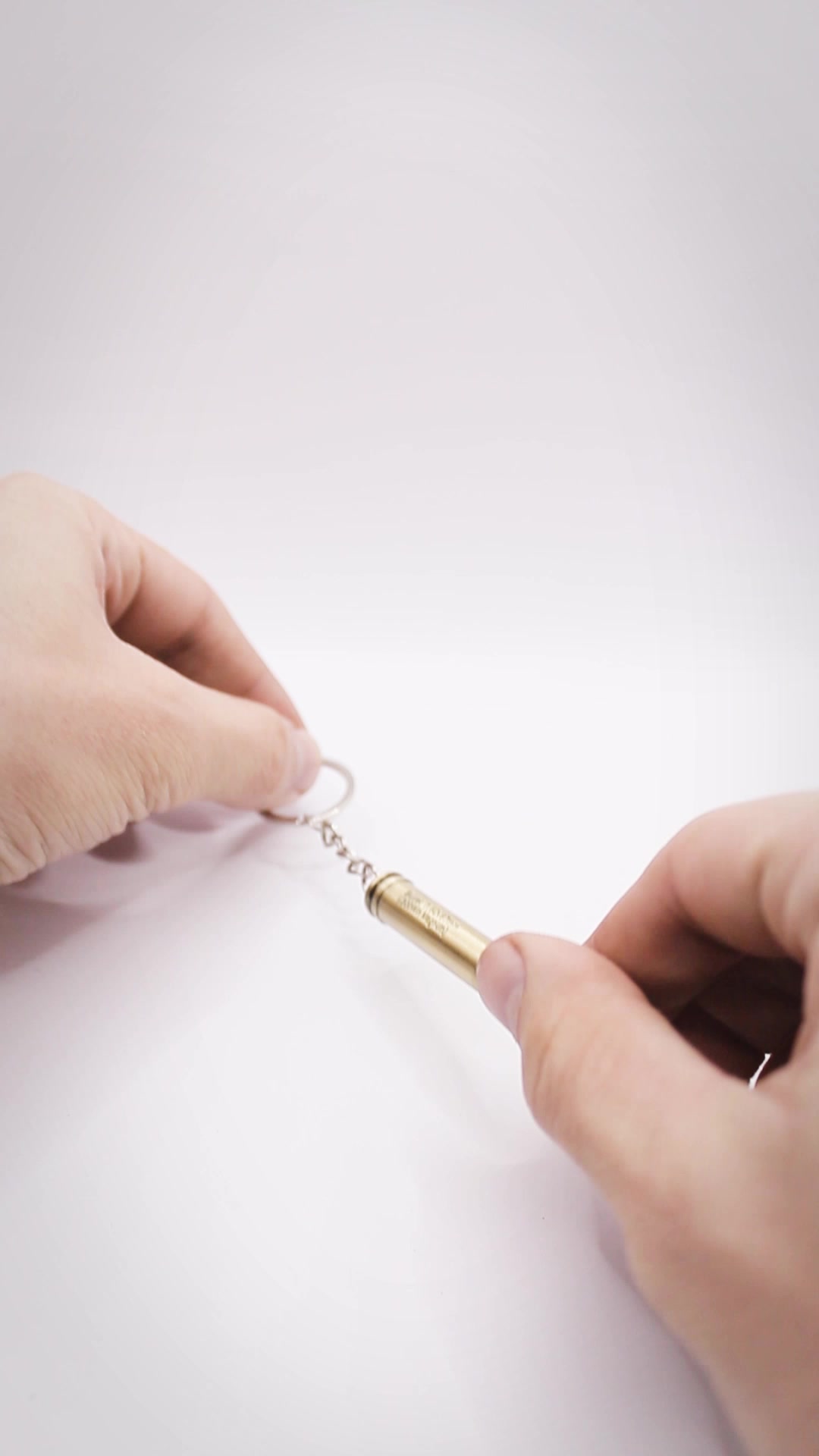 Брелок, металлик — фото 1