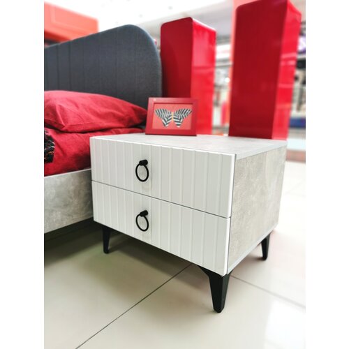 Тумба прикроватная 