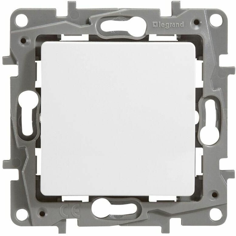 Выключатель 1-кл. СП Etika 10А IP20 250В 10AX безвинтов. зажимы механизм бел. IEK 672201