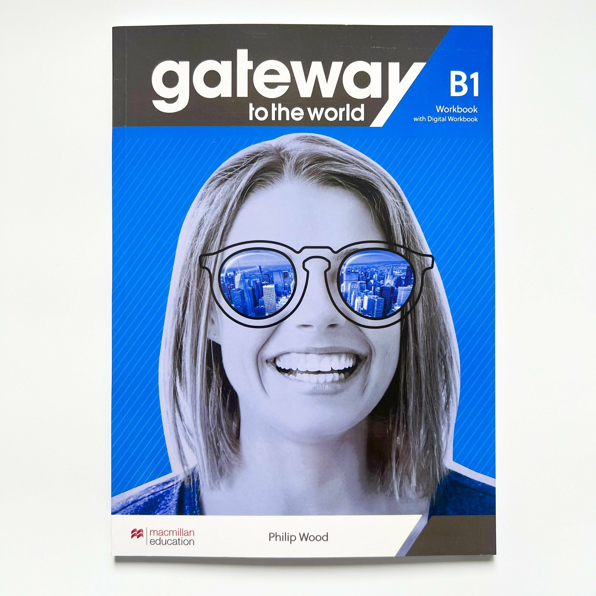 Gateway to the World B1. Полный комплект: Учебник + Рабочая Тетрадь + CD/DVD - фото №3