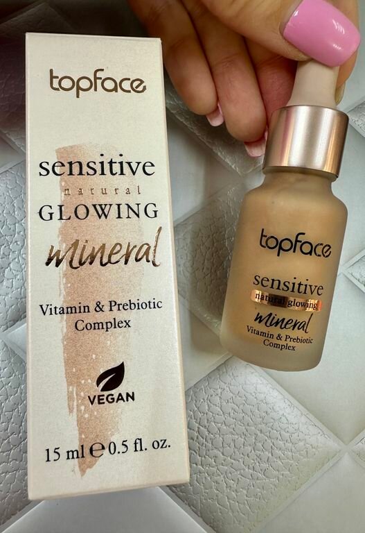 Topface Основа под макияж сияющая Mineral Natural Glowing РТ571, тон 001