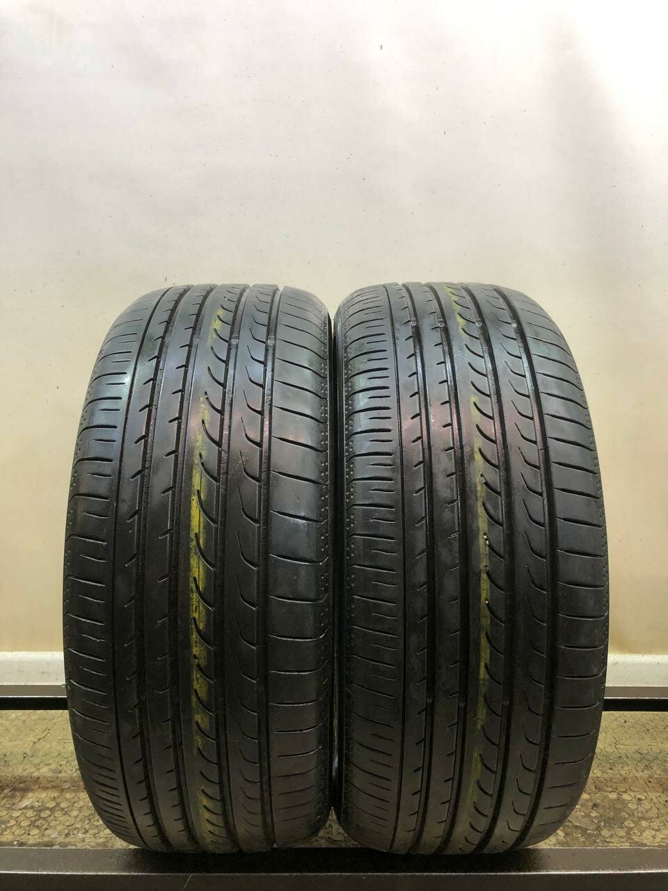 Yokohama BluEarth RV02 215/50 R17 БУ Шины Летние