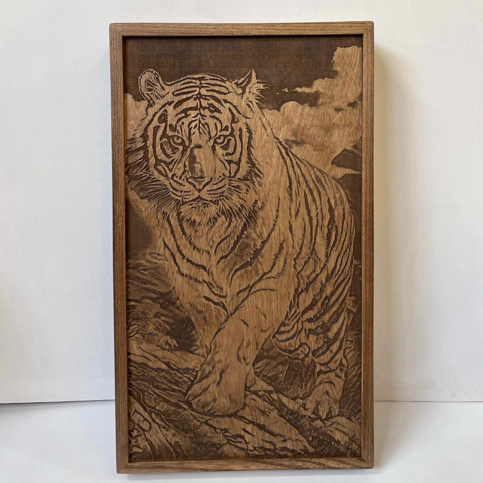 Нарды ручной работы 50*58 см Тигр